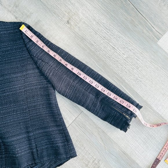 ecru Structured Embroidered Cotton Tweed Jacket (size M) - Picture 12 of 13